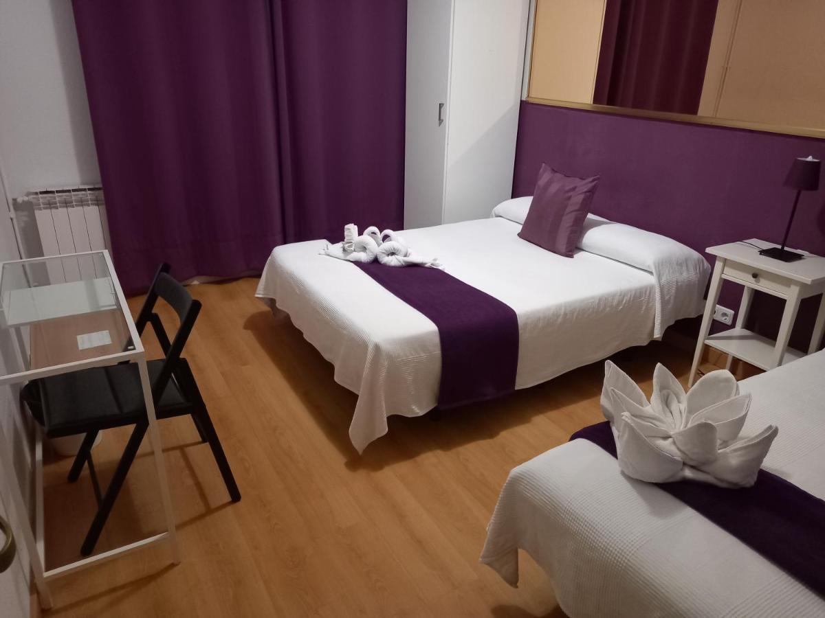 Hostal Muntaner Barcelona Buitenkant foto
