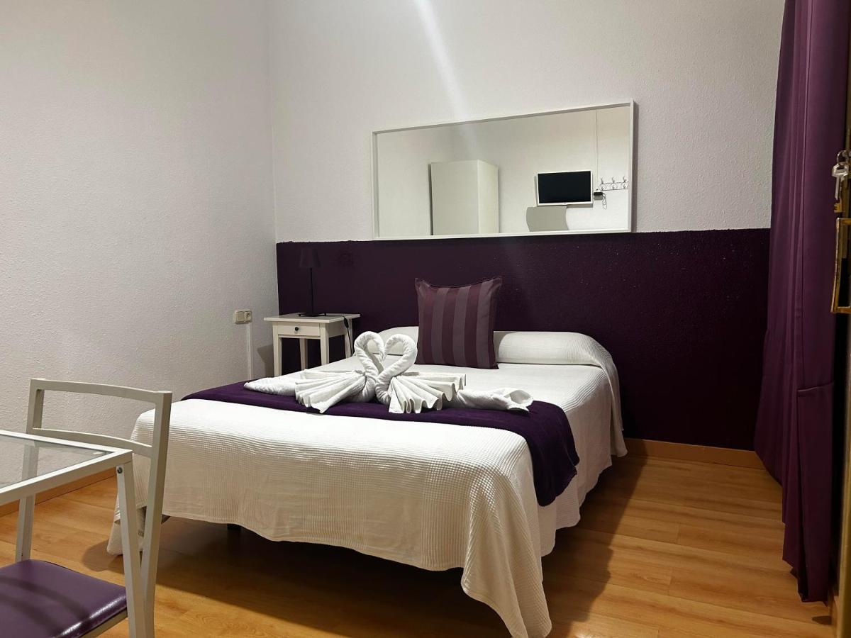 Hostal Muntaner Barcelona Buitenkant foto