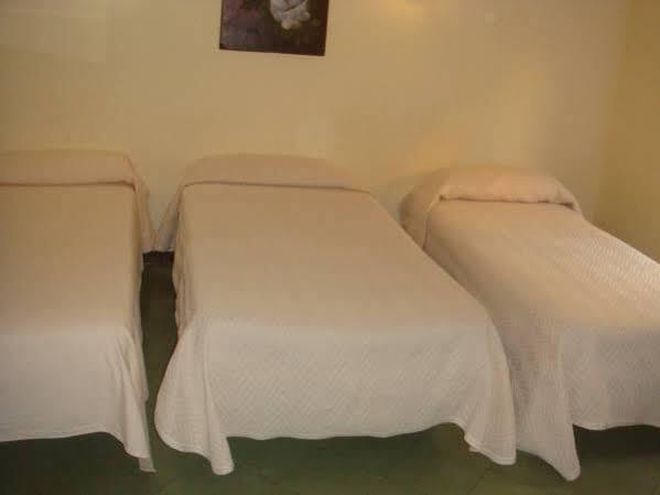 Hostal Muntaner Barcelona Buitenkant foto